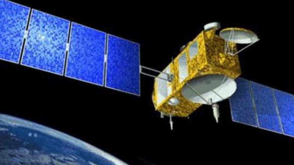 الامارات تستعد لبدء تصنيع القمر الاصطناعي خليفة سات