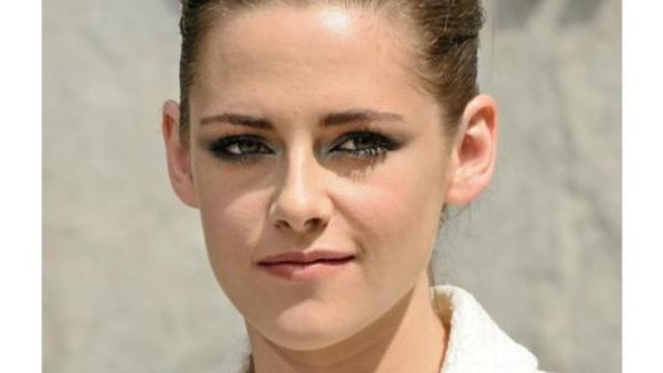 النجمة كرستين ستيوارت