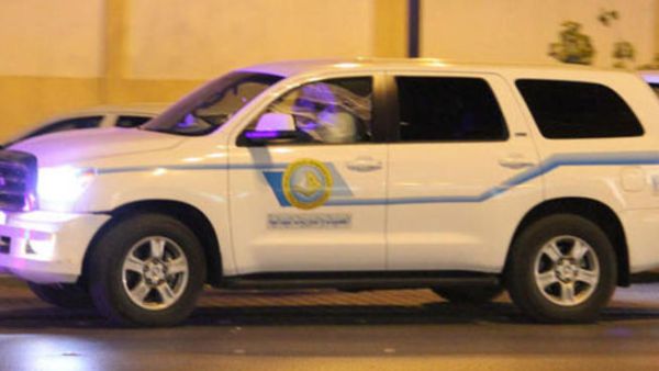 مقيم أردني يضرب رجل هيئة على وجهه ويسبب له جرح