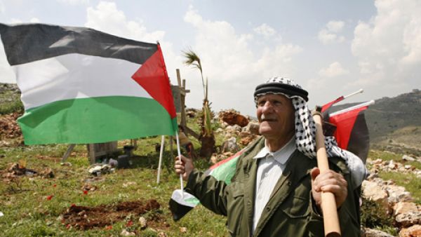 إضراب شامل يعم الداخل الفلسطيني في الذكرى الـ(40) ليوم الأرض