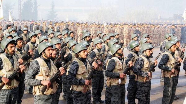 جيش الإسلام يلقي مناشير على أهالي دمشق من الجو