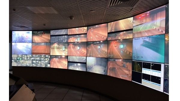 Digital technologies from Siemens will ensure safe and efficient transit of vehicles through the tunnel. Digital technologies from Siemens will ensure safe and efficient transit of vehicles through the tunnel.