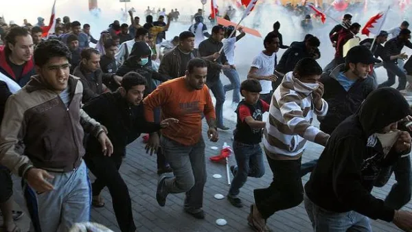 السلطات البحرينية قمعت في آذار/مارس حركة احتجاج اندلعت قبل شهر من ذلك شارك فيها معارضون غالبيتهم من الشيعة