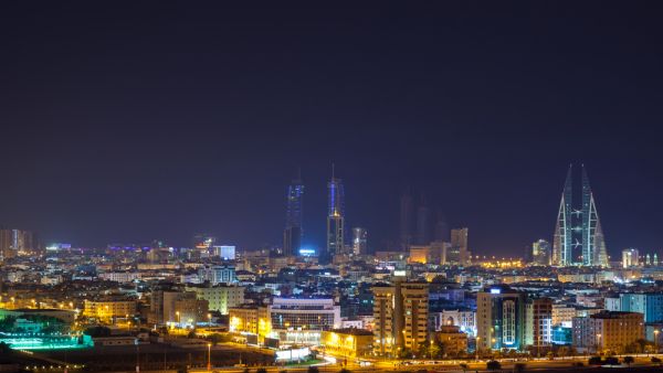 The report noted that the divergence between supply and demand will likely persist in the coming years, which means that oil prices will remain at relatively low levels. (File photo)