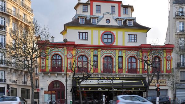 The Bataclan Theatre in 2008 (Wikimedia Commons)