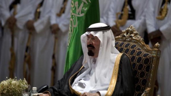 King Abdullah Bin Abdulaziz Al Saud, Custodian of the Two Holy Mosques, greets guests during the inauguration of King Abdullah University of Science and Technology (KAUST) on September 23, 2009 in Thuwal, Saudi Arabia.