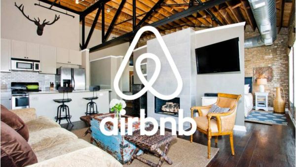 Adjustments to the regulation last month made obtaining a holiday home licence easier for property owners and allowed renters to apply for short-term permits to host guests with the agreement of their landlord. (File photo)
