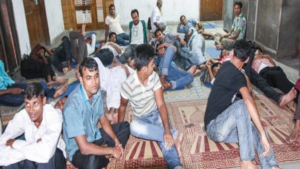 An overstaying expat will have to pay OMR30 at the immigration counter at the airport and OMR18 at the Ministry of Manpower counter for every month they remain in Oman. (Dhaka Tribune)