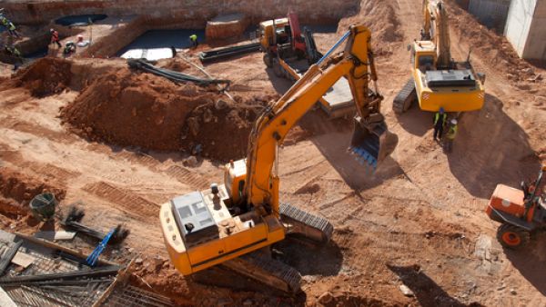 The awarded tenders were for projects related to roads, sanitary engineering and construction. (Shutterstock) The awarded tenders were for projects related to roads, sanitary engineering and construction. (Shutterstock)