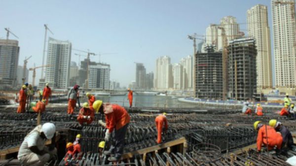 Falling oil prices have cast a long shadow on the GCC construction industry. (File photo)