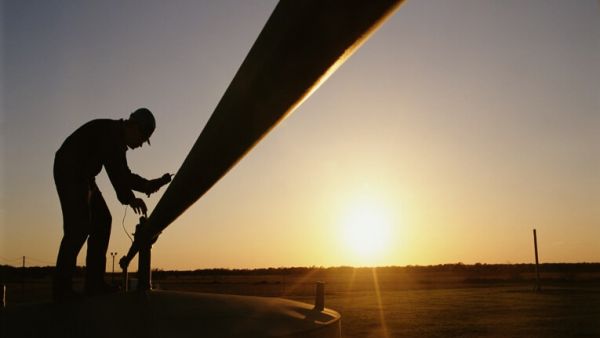 Many Jordanina MPs have called on the government to shy from importing the Israeli gas, citing the frequent Israeli crimes against the Palestinian people. (Shutterstock)