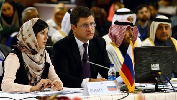 Saudi-Russian bilateral cooperation was not only focused on oil prices, but also on promoting renewable energy, nuclear energy, nuclear medicine and radio-logic technology. (AFP/File)