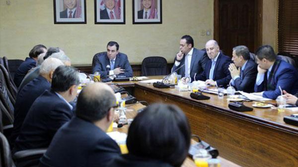 Minister of Planning and International Cooperation Imad Fakhoury meets with representatives of the private sector in Amman. (Photo courtesy of Ministry of Planning and International Cooperation) 