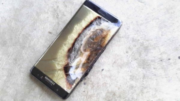 Samsung has permanently halted production of the Galaxy Note 7 less than two months after launch following reports that some batteries caught fire. (Twitter)