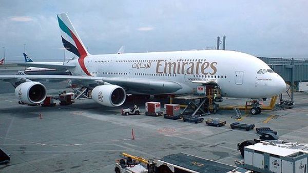 The delay stems from an agreement between Emirates and engine supplier Rolls-Royce Group Holdings. (Wikimedia Commons)