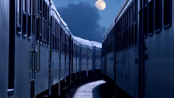 The deal includes 80 train carriages to be given to the Egyptian National Railways as a “gift” worth a 100 million euro-grant from Hungary. (Shutterstock)