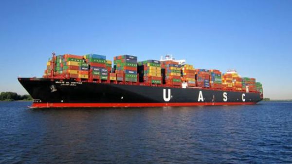 The joint fleet would also include six Ultra Large Container Vessels.  (UASC.net)