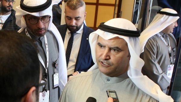 Kuwaiti oil minister Essam al-Marzouk speaks to the press in Kuwait City on February 13, 2017. (AFP/Yasser Al-Zayyat)
