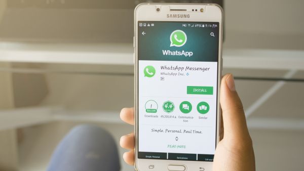A new live-streaming location function can let group members in a chat know each other's locations in real time. (Shutterstock)