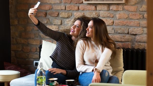 
Snapchat aims to derive most of its revenue from advertising where it will compete against Google, Facebook and Twitter. (Shutterstock) 