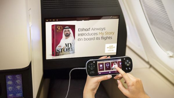 الاتحاد للطيران يقدّم النسخة الالكترونية من كتاب "قصتي.. 50 قصة في خمسين عاماً"
