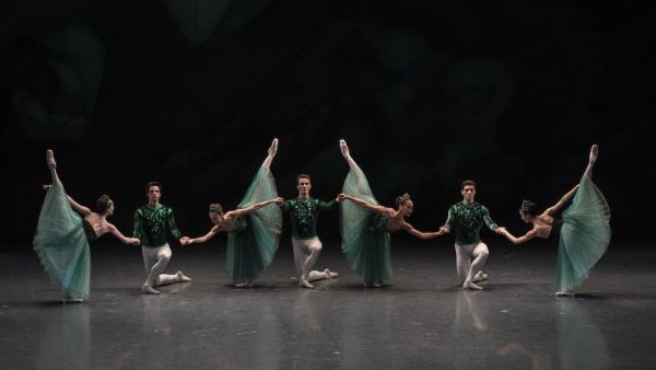 أمسية باليه دار أوبرا باريس ضمن فعاليات برنامج مهرجان أبوظبي في قصر الإمارات، 