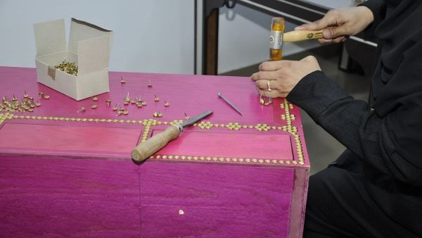 The workshop was facilitated by 7 trainers and covered the basic skills of making traditional wooden chests.