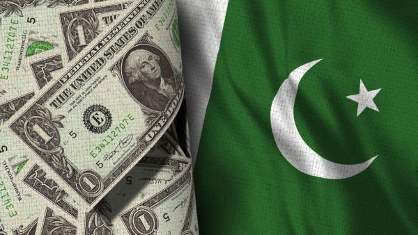 The looming loan from the IMF would be the highest by any Pakistani government in its history from the Washington-based fund. (Shutterstock)