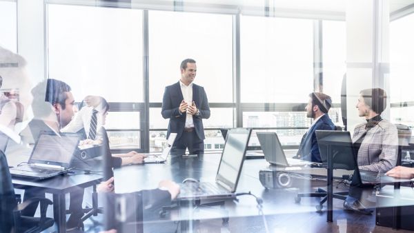 You're there to do your job, as are the rest of your colleagues. (Shutterstock)
