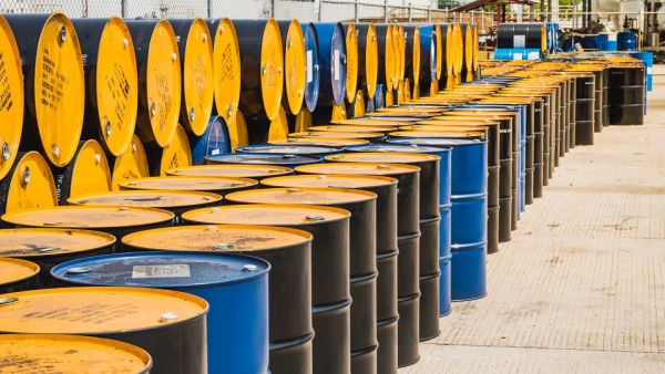 his accounts for 25.5 percent of Japan's total crude imports. (Shutterstock)