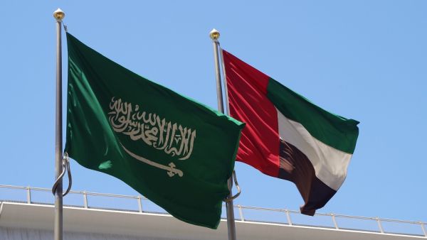 اتفاقية بين الإمارات والسعودية لتأسيس مصنع للصناعات والتجهيزات العسكرية في الرياض بتكلفة 50 مليون درهم
