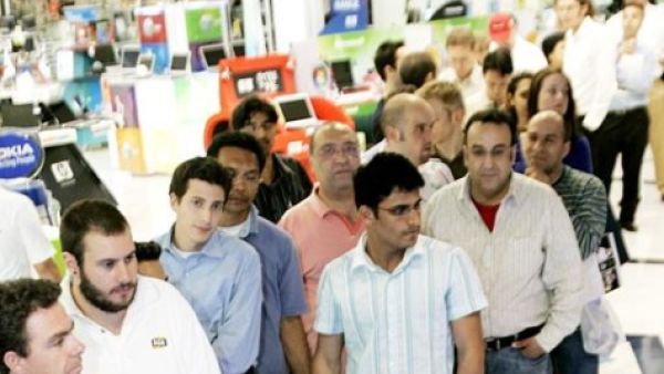 UAE residents are less confident about their financial status compared to a year ago, according to a new survey. (File photo)