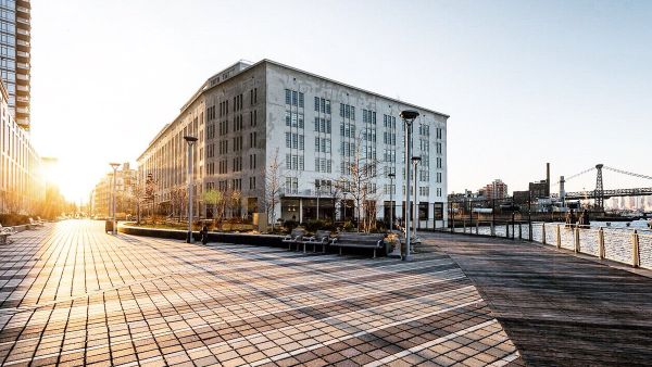  Austin Nichols House in Williamsburg (Twitter)