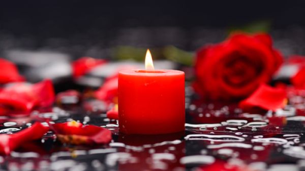 الشموع لوضع لمساتك الخاصة في المنزل ومنح الفالنتاين طابعاً فريداً