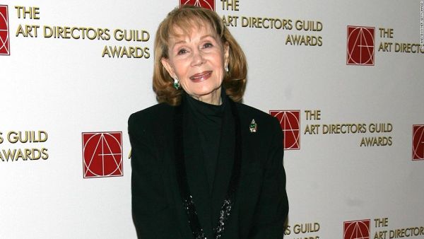 Katherine Helmond dies aged 89. (Twitter)