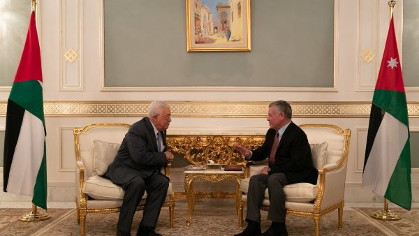 His Majesty King Abdullah II meets with Palestinian President Mahmoud Abbas in Tunis  (Twitter)
