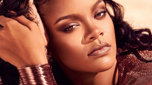 Rihanna (Twitter)