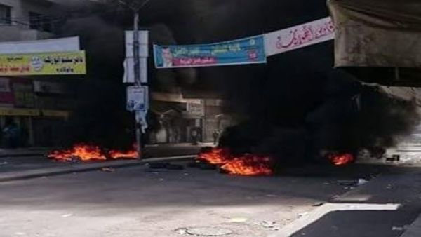 Image showing burning tires in the riots in Madaba (Twitter/@factjoSocial)