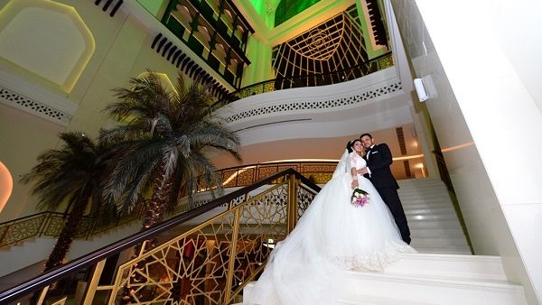 يمكن للعروسين الراغبين في تحقيق أقصى استفادة من هذا الملاذ الفاخر، التفكير في خوض تجربة إقامة لا تنسى.