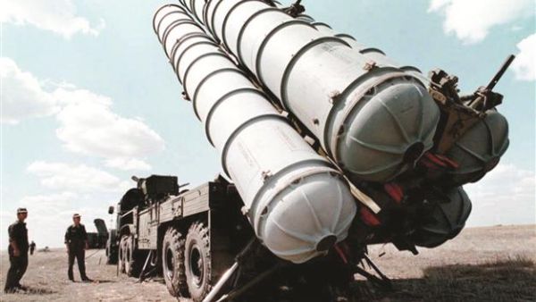 A file picture shows Russian S-300 missiles being prepared to be launched. (AFP/File)