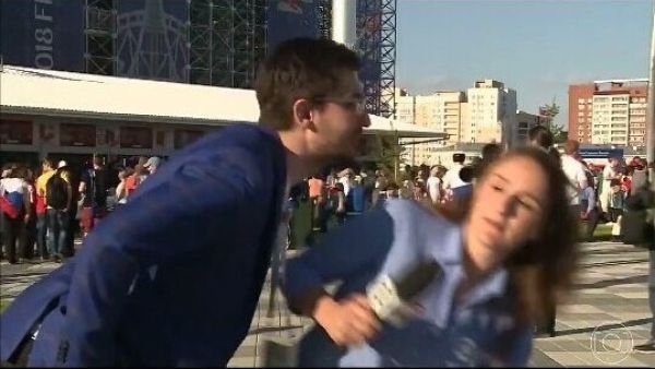 Julia Guimarães (Twitter)