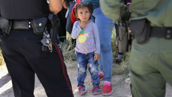 Migrant Child (Twitter)
