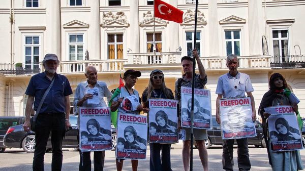 London Vigil Demands Turkish Government Act To Free Turkish Citizen Ebru Ozkan From Israeli Dungeon (Twitter)