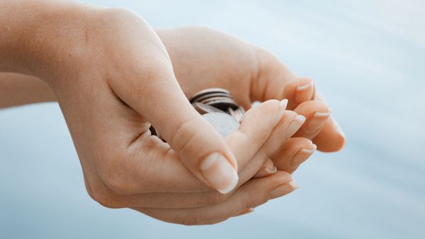 برج الجوزاء من أكثر الأبراج ميلاً إلى فعل الخير والمشاركة في الأعمال التطوعية

