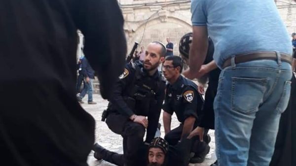 sraeli police against the Coptic monks of Deir al-Sultan, in Jerusalem (Twitter)