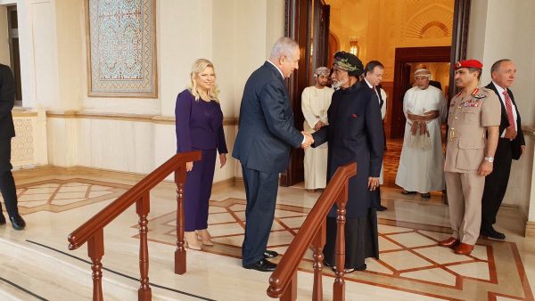 Israeli PM Netanyahu visits Oman (Twittre)