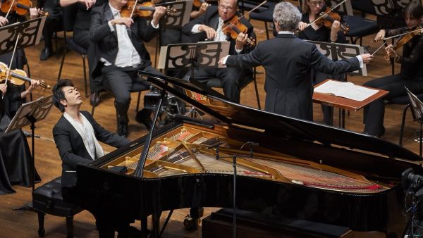 Pianist Lang Lang (Twitter)