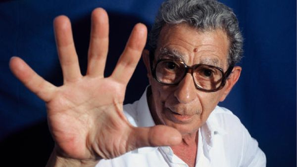 Egyptian director and actor Youssef Chahine (Twitter)