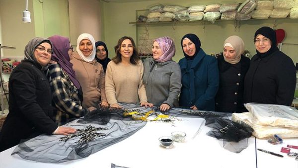 Syrian refugees' fabric showcased at London. (Twitter)