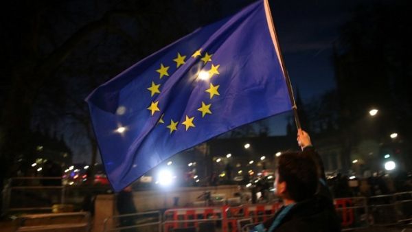 The European Union has announced the extension of sanctions against Syrian authorities until June 1, 2018. (Daniel Leal-Olivas/ AFP)